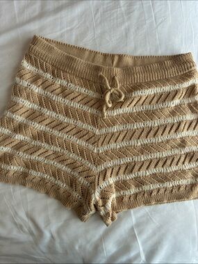 aerie Knit Chevron Stripe Shorts in Beige and Cream